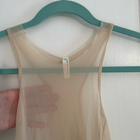 Free People sheer cropped cream razorback - Picture 3 of 4